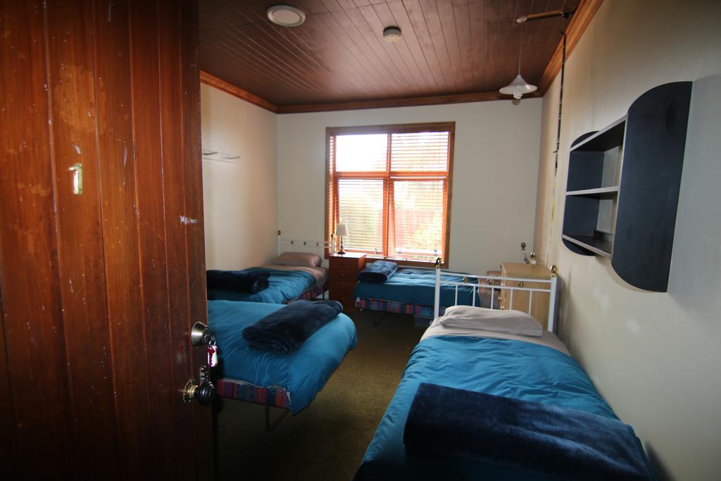 Big Tree Lodge Метвен Экстерьер фото